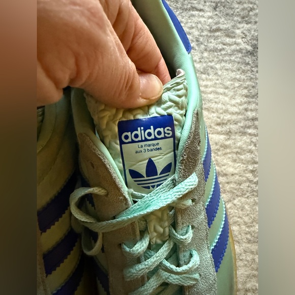 Adidas Gazelle: Women’s 8.5 - Picture 4 of 8